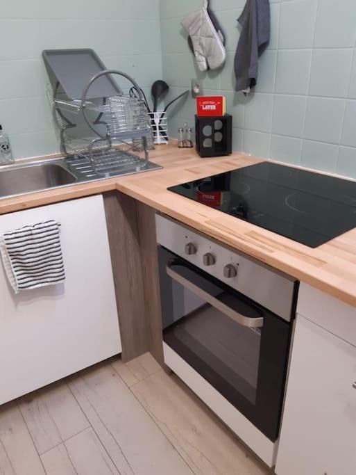 Charmante Maison Renovee, Proche Et Centre-ville Apartment *